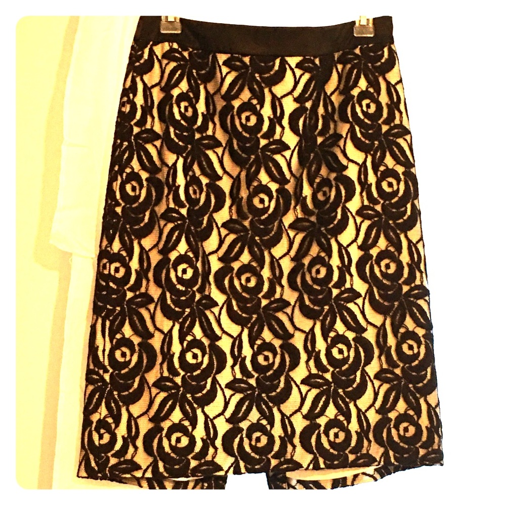 Ann Taylor black lace pencil skirt, size 8